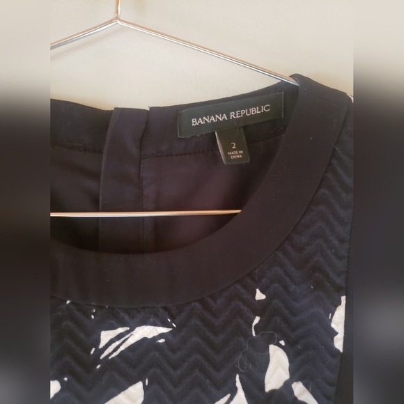 Banana Republic black and white dress size 2 - Picture 2 of 3